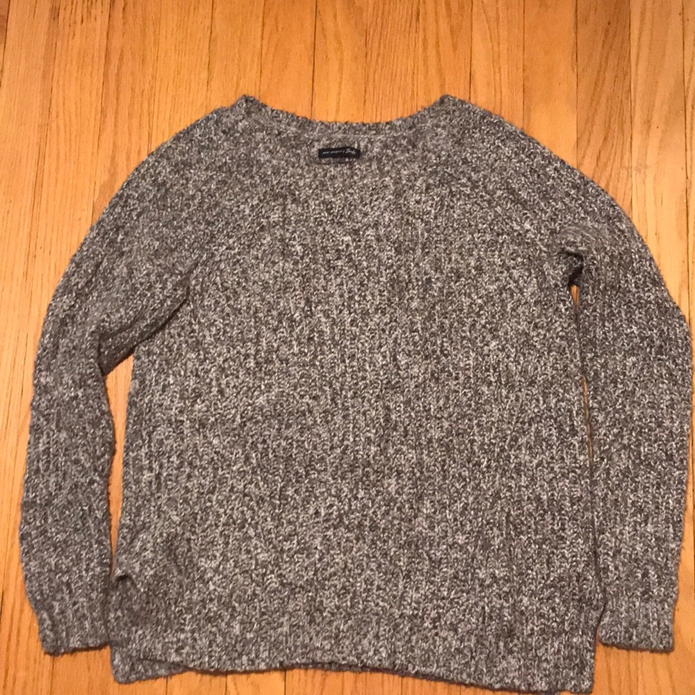 perfect condition amazingly soft AEO sweater